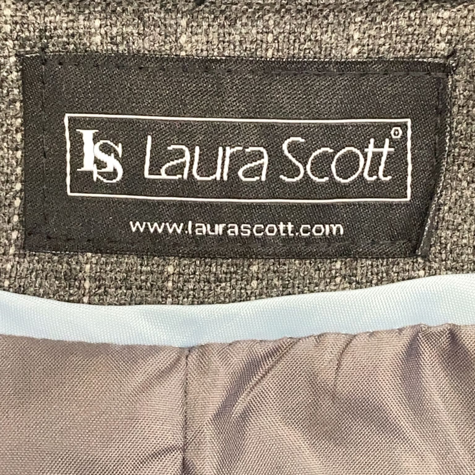 Laura Scott