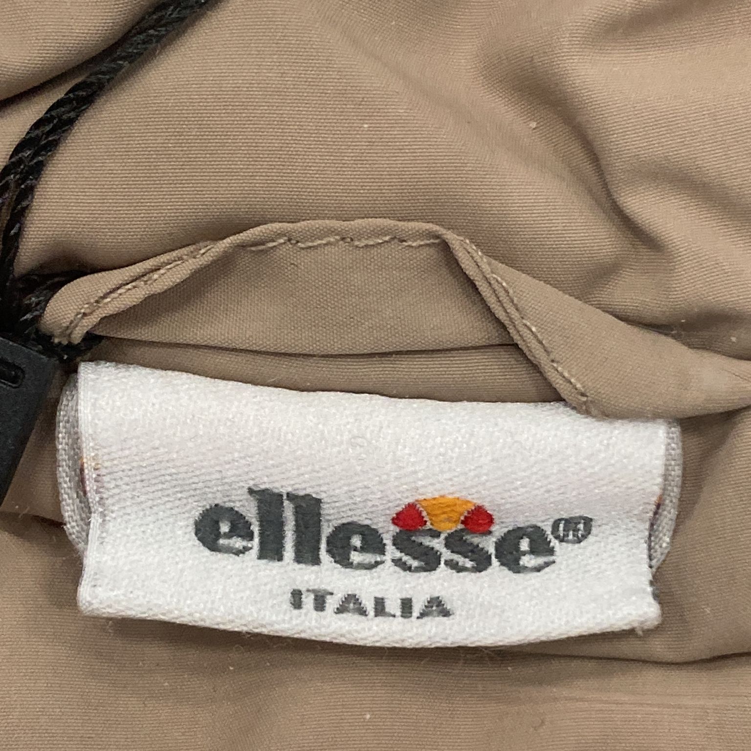 Ellesse