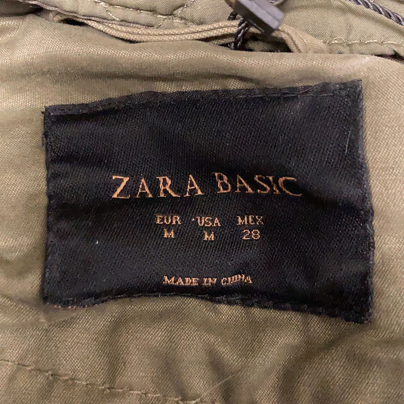 Zara Basic