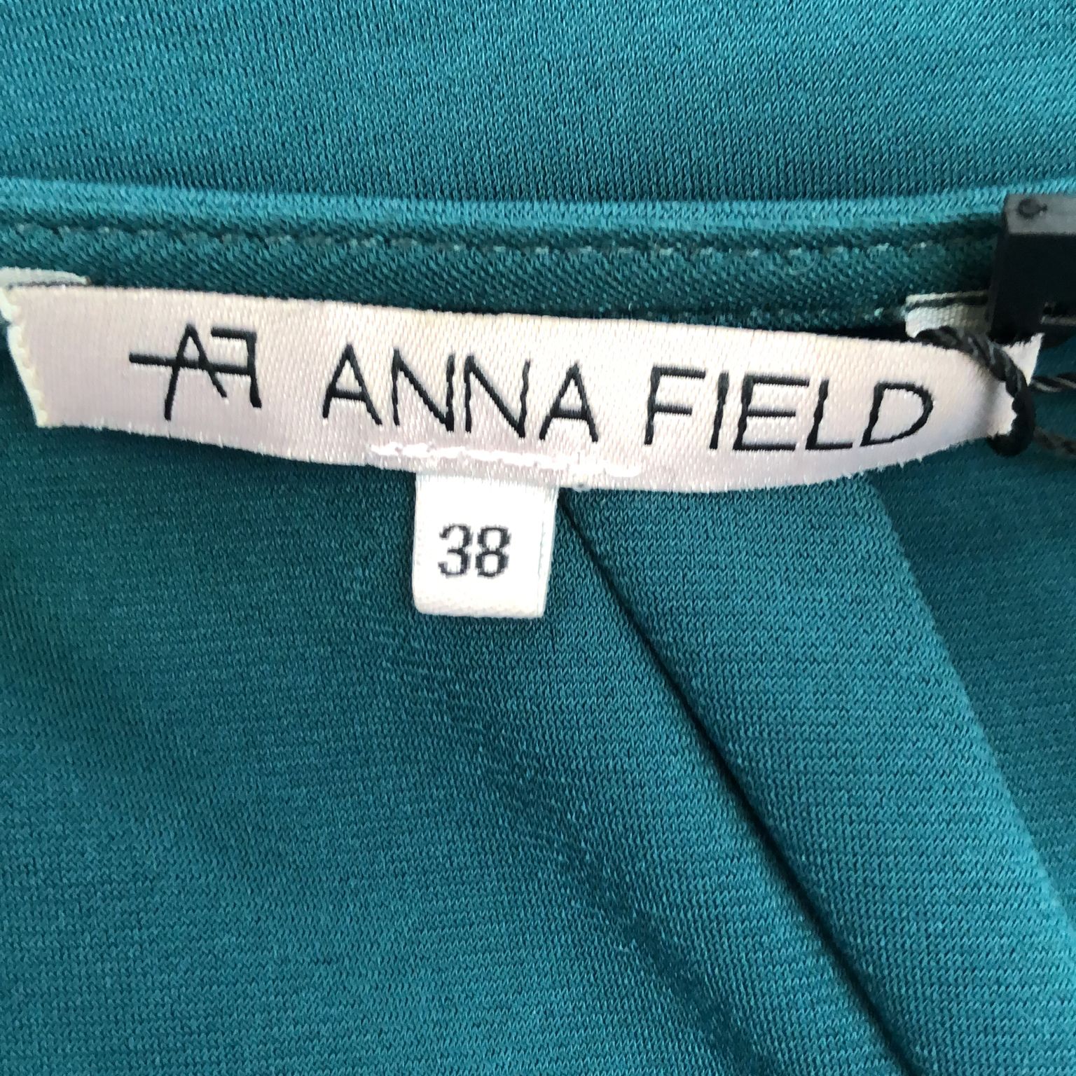 Anna Field