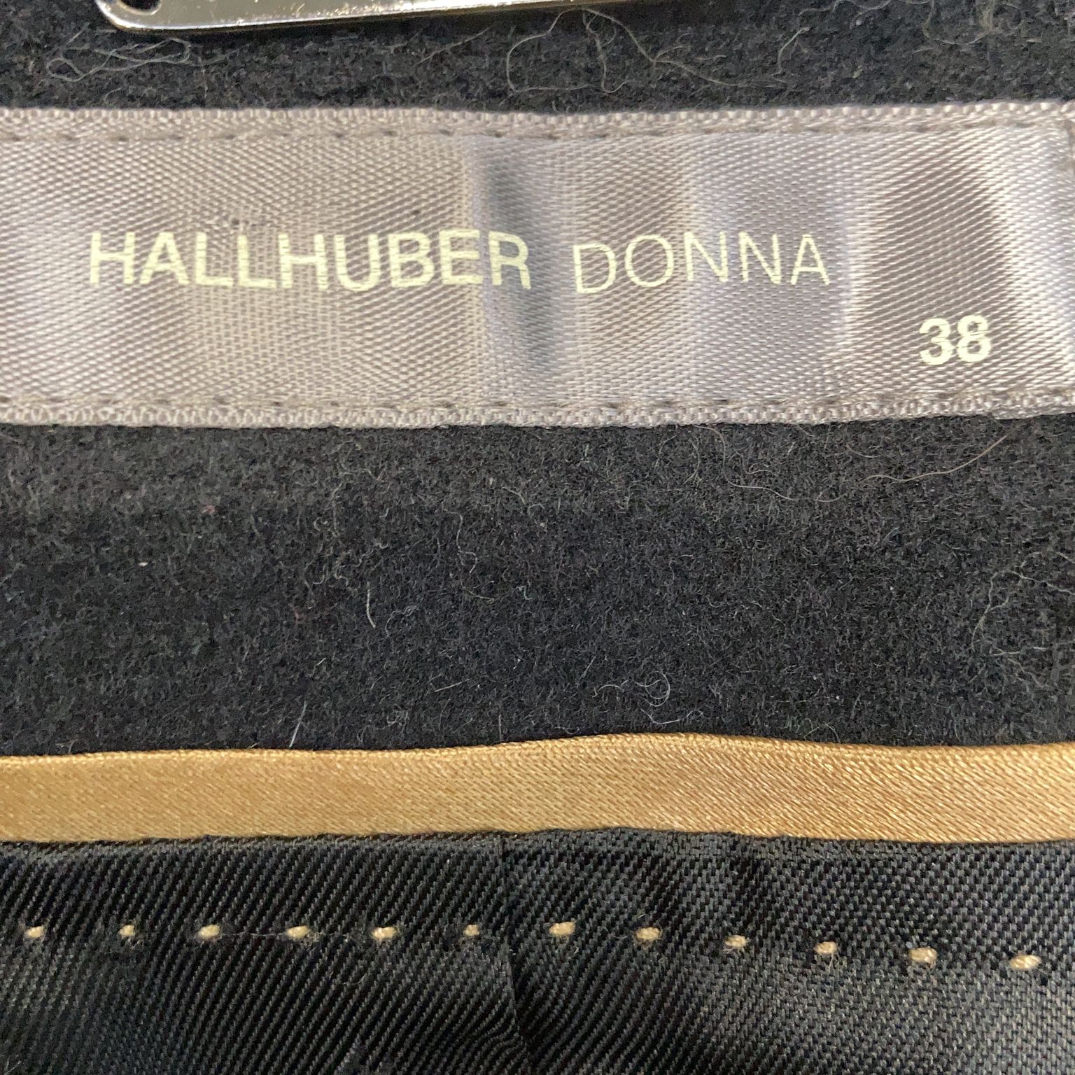 Hallhuber Donna