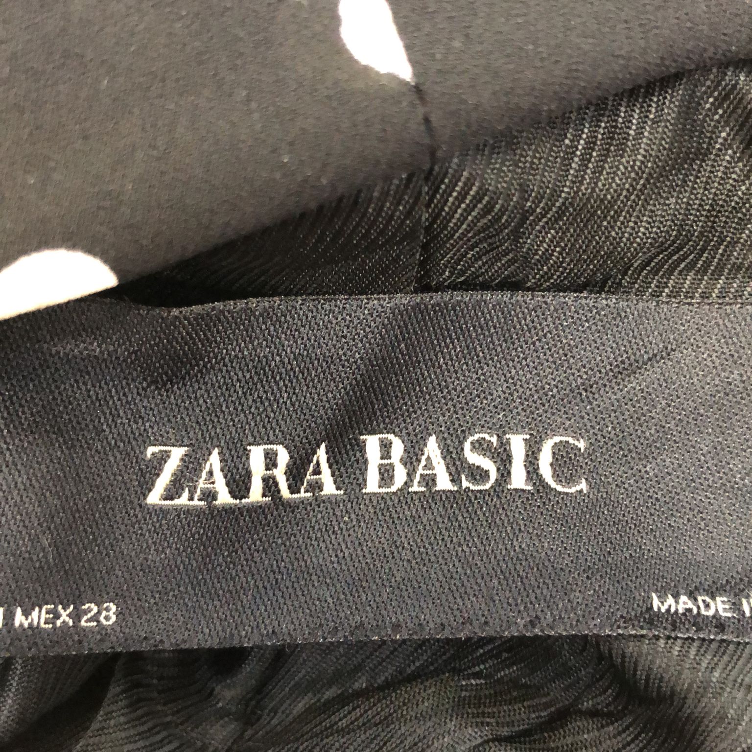 Zara Basic