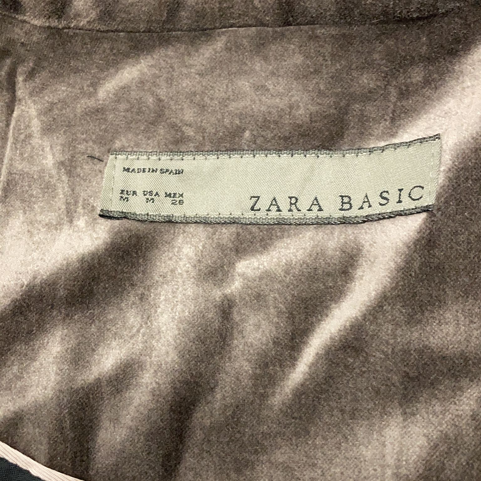 Zara Basic