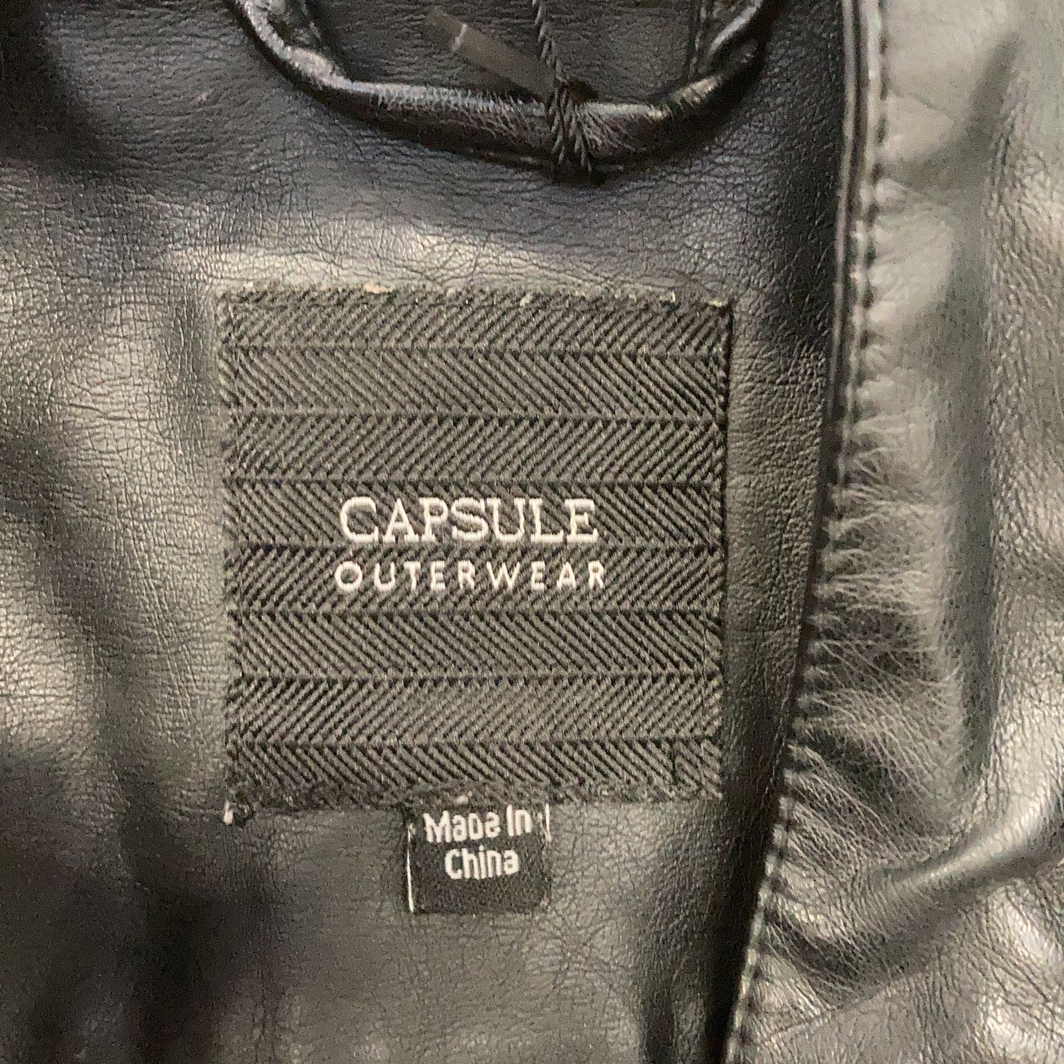 Capsule