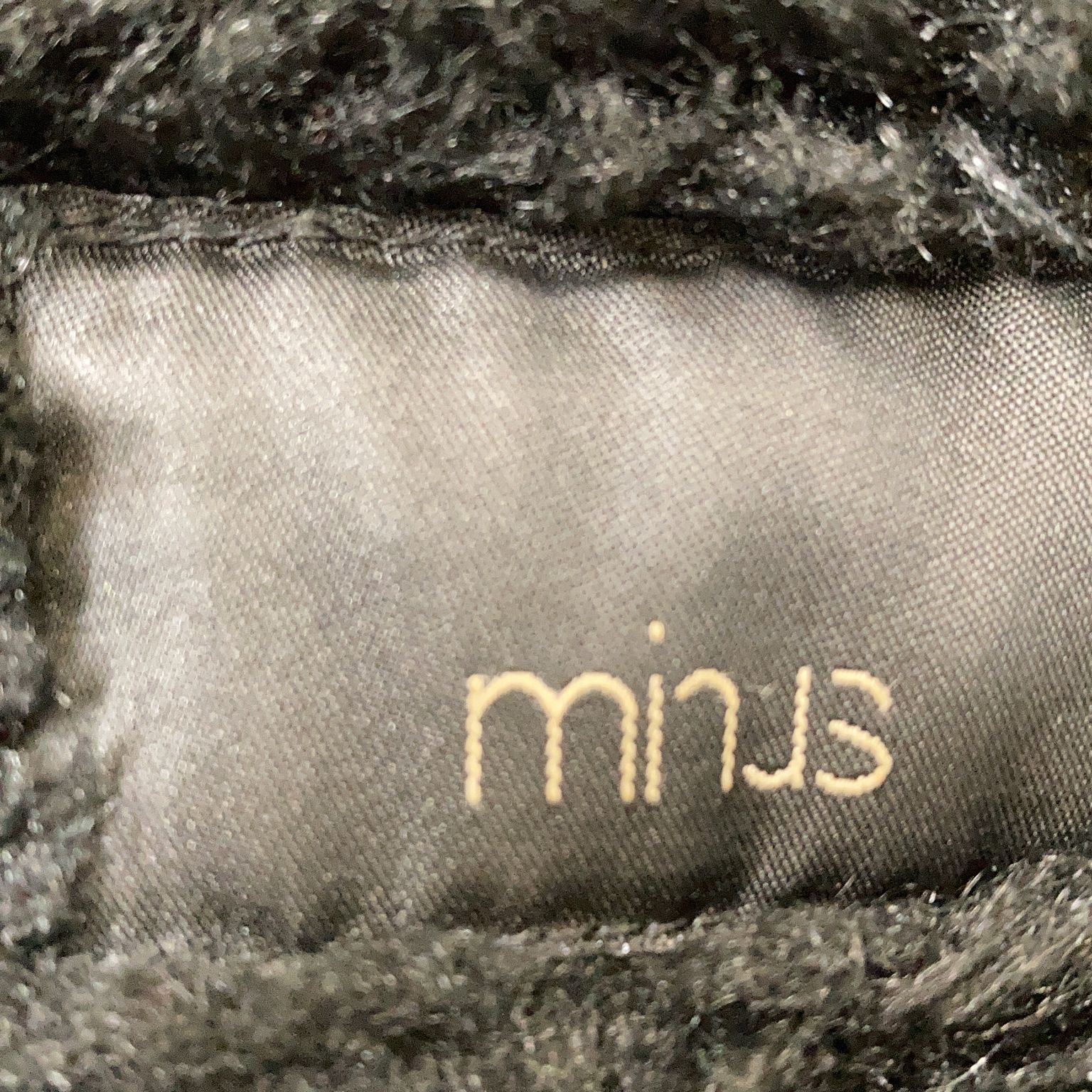 Minus