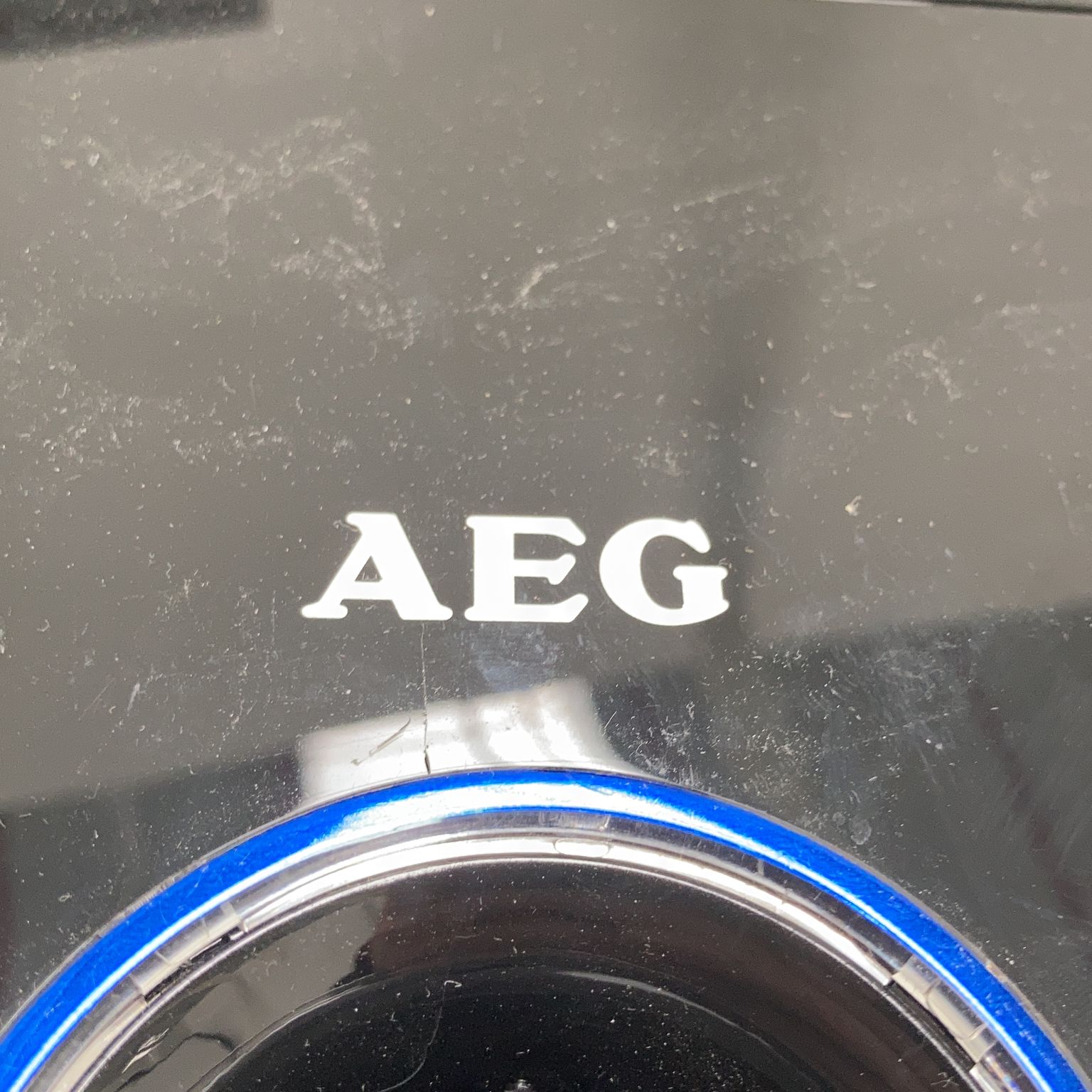 AEG