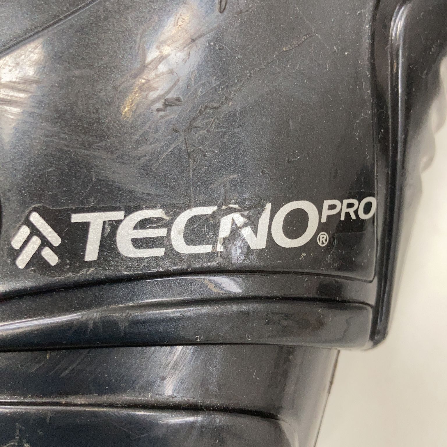 Tecno Pro