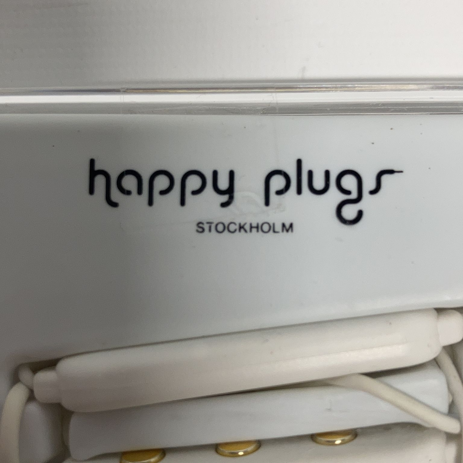 Happy Plugs