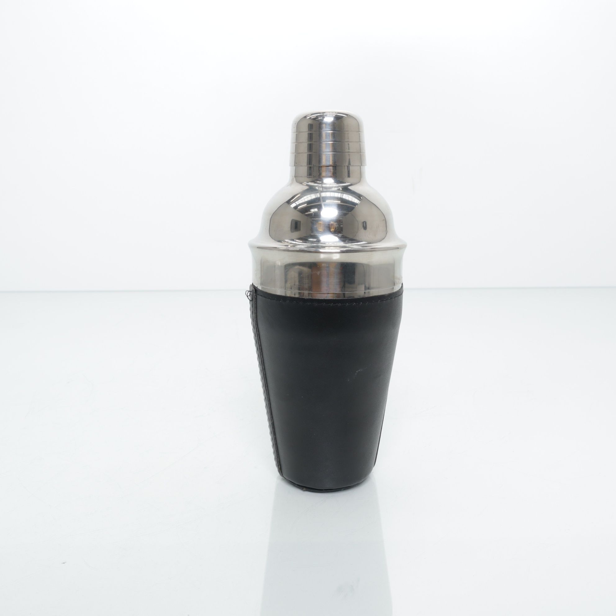 Cocktail shaker