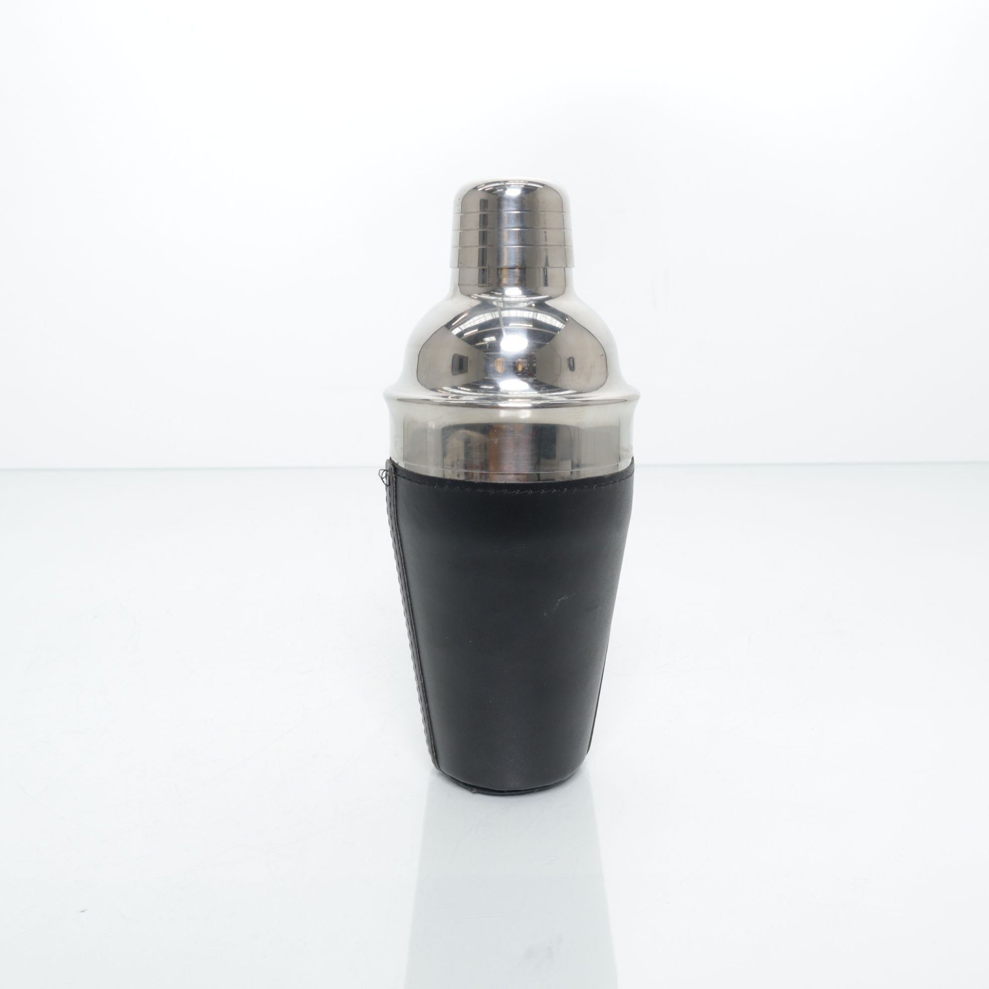 Cocktail shaker