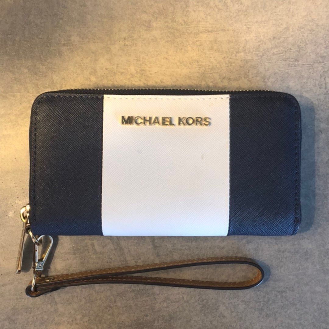 Michael Kors Wristlet