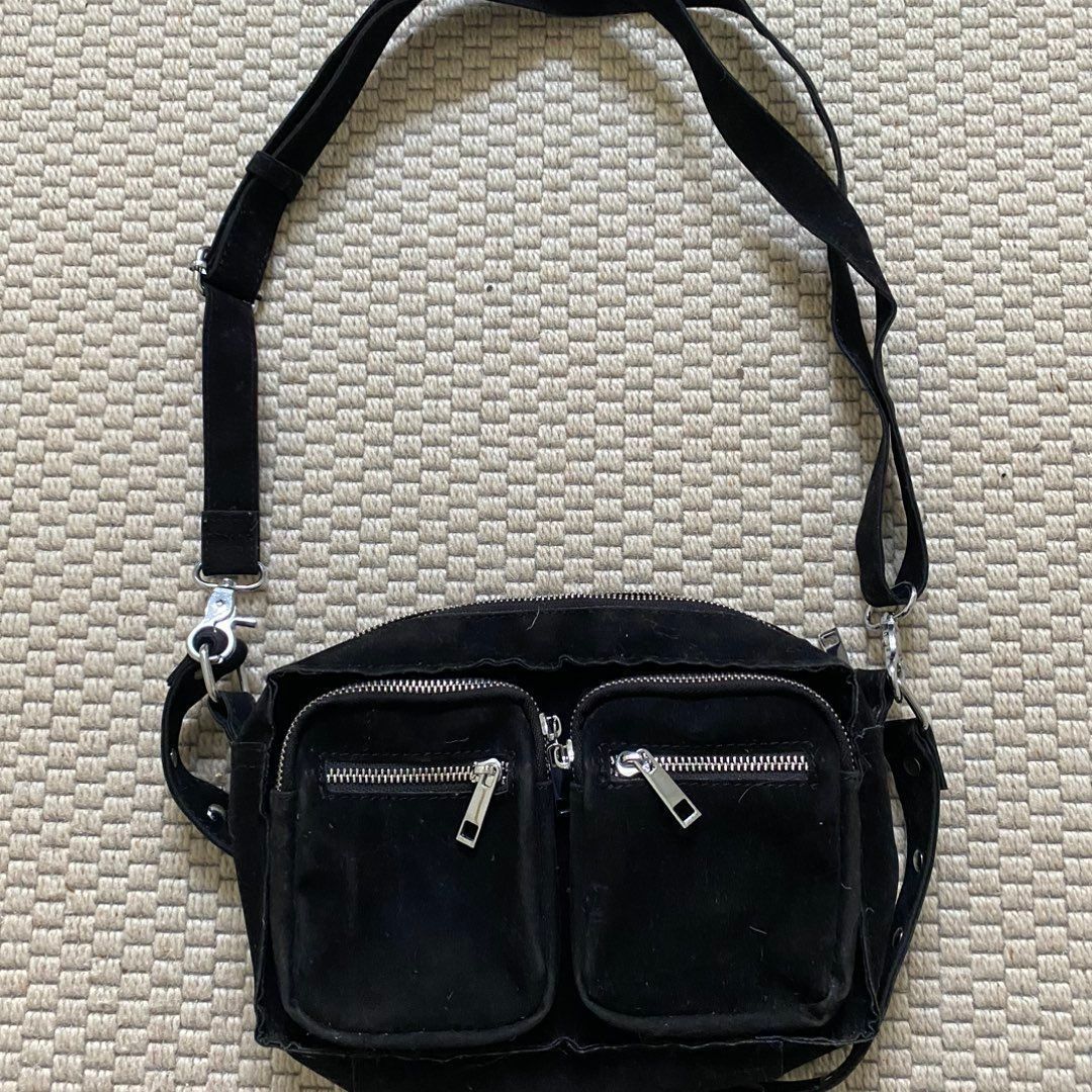 Crossbody taske