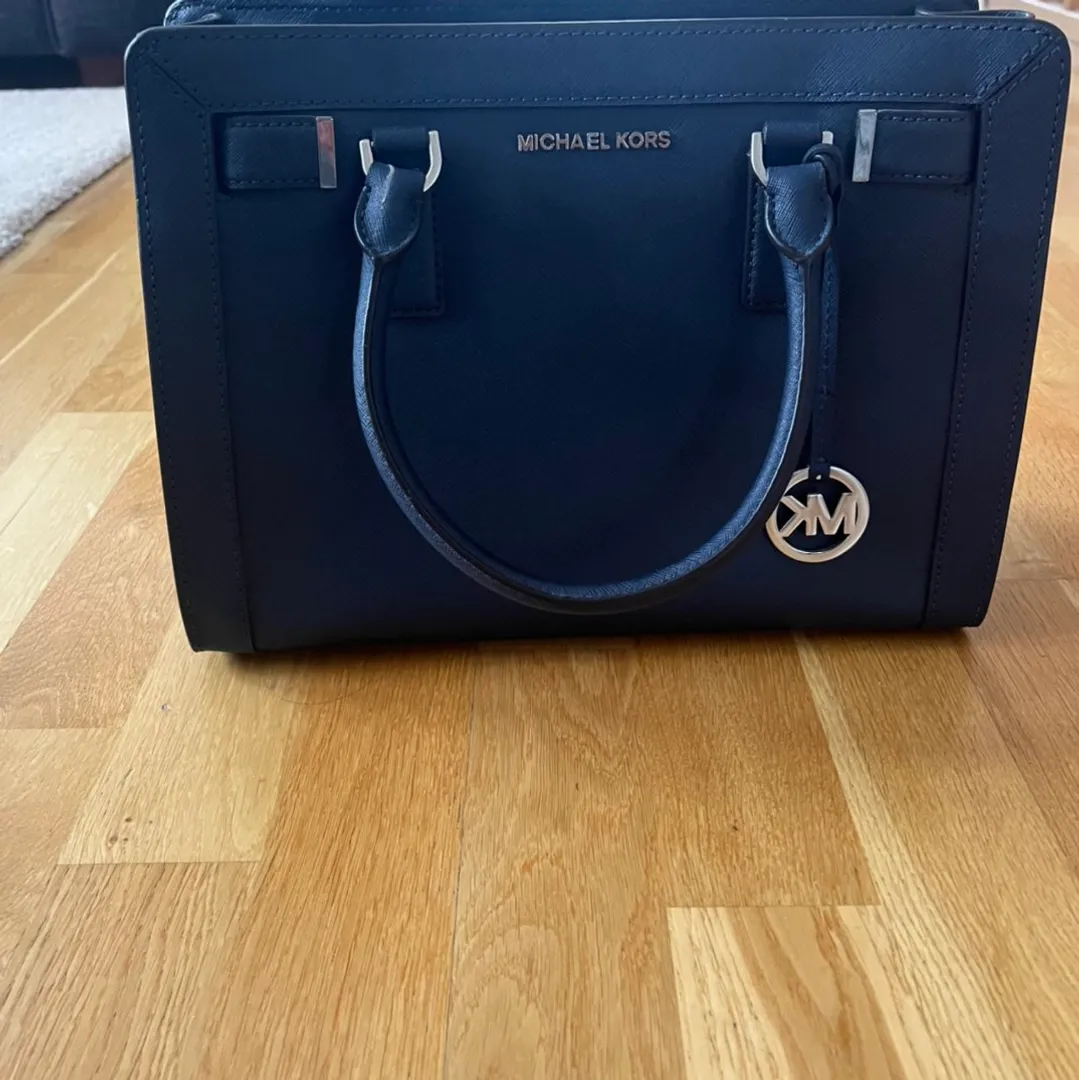 MICHAEL KORS TOTE