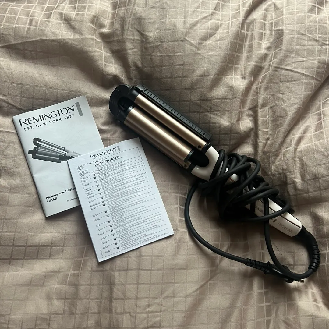 4-in-1 waver