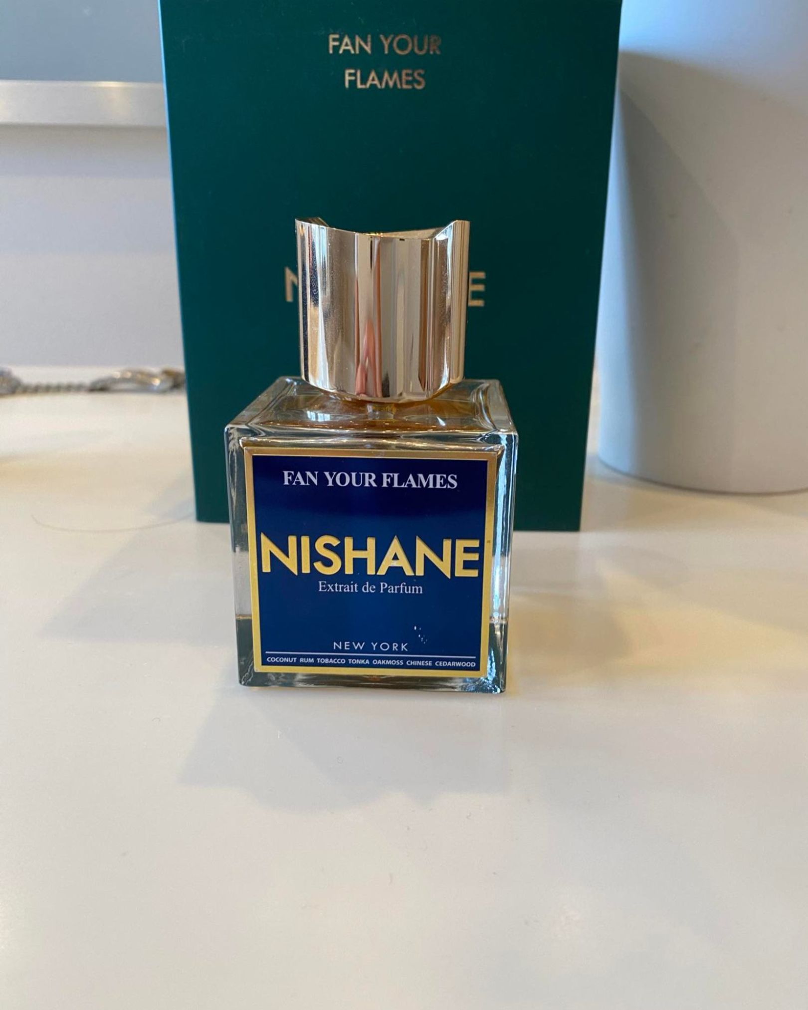 Nishane parfume