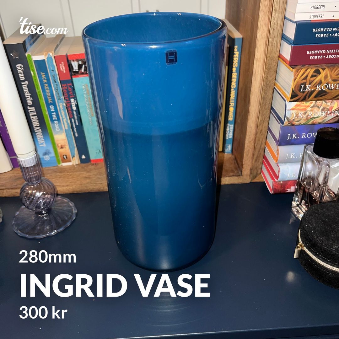 Ingrid Vase