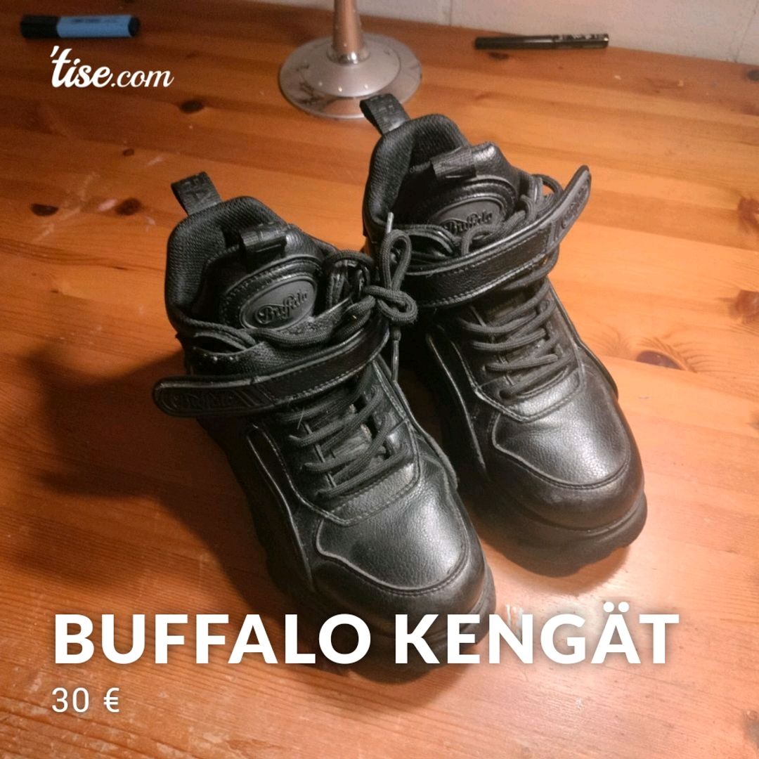 Buffalo Kengät