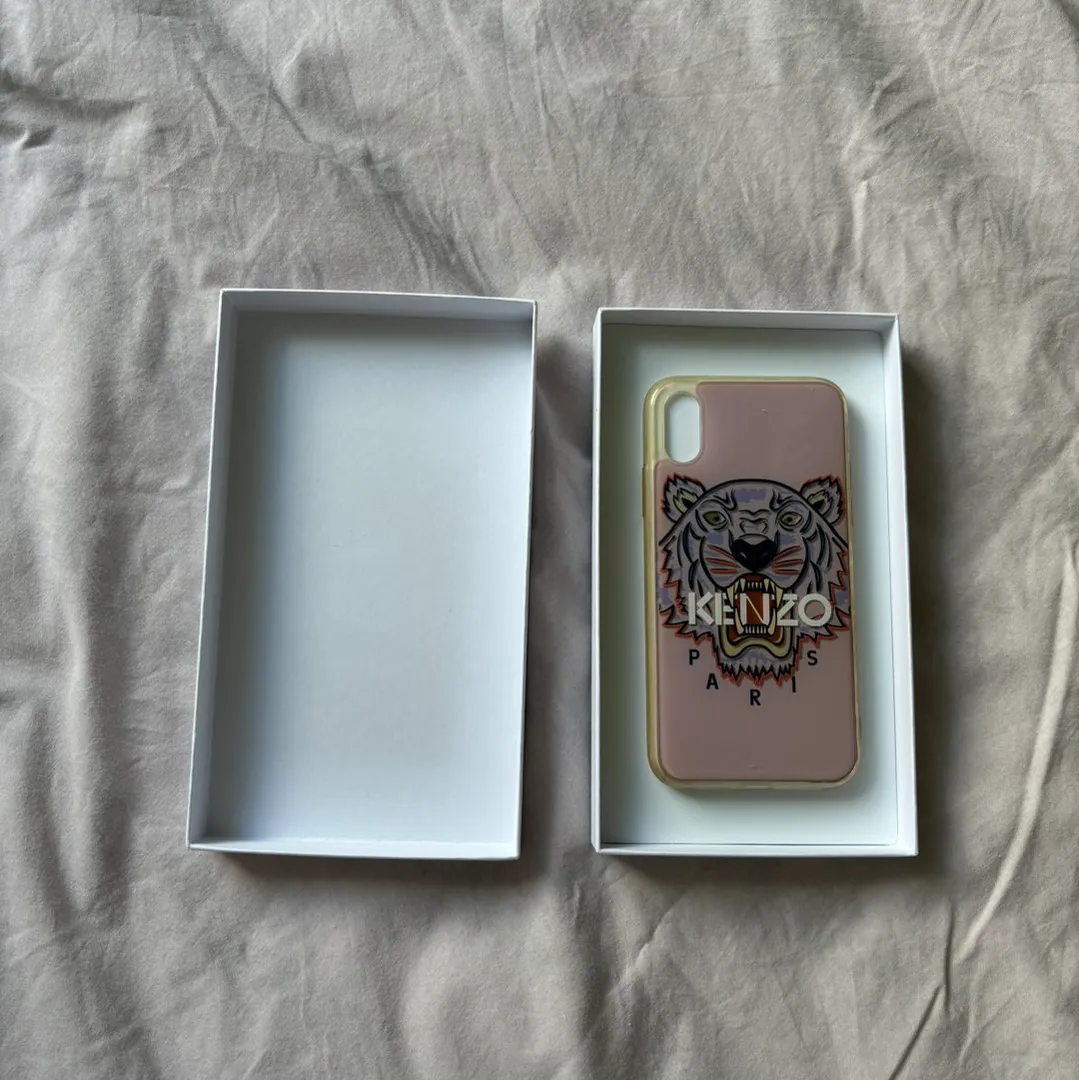 Kenzo Iphone cover