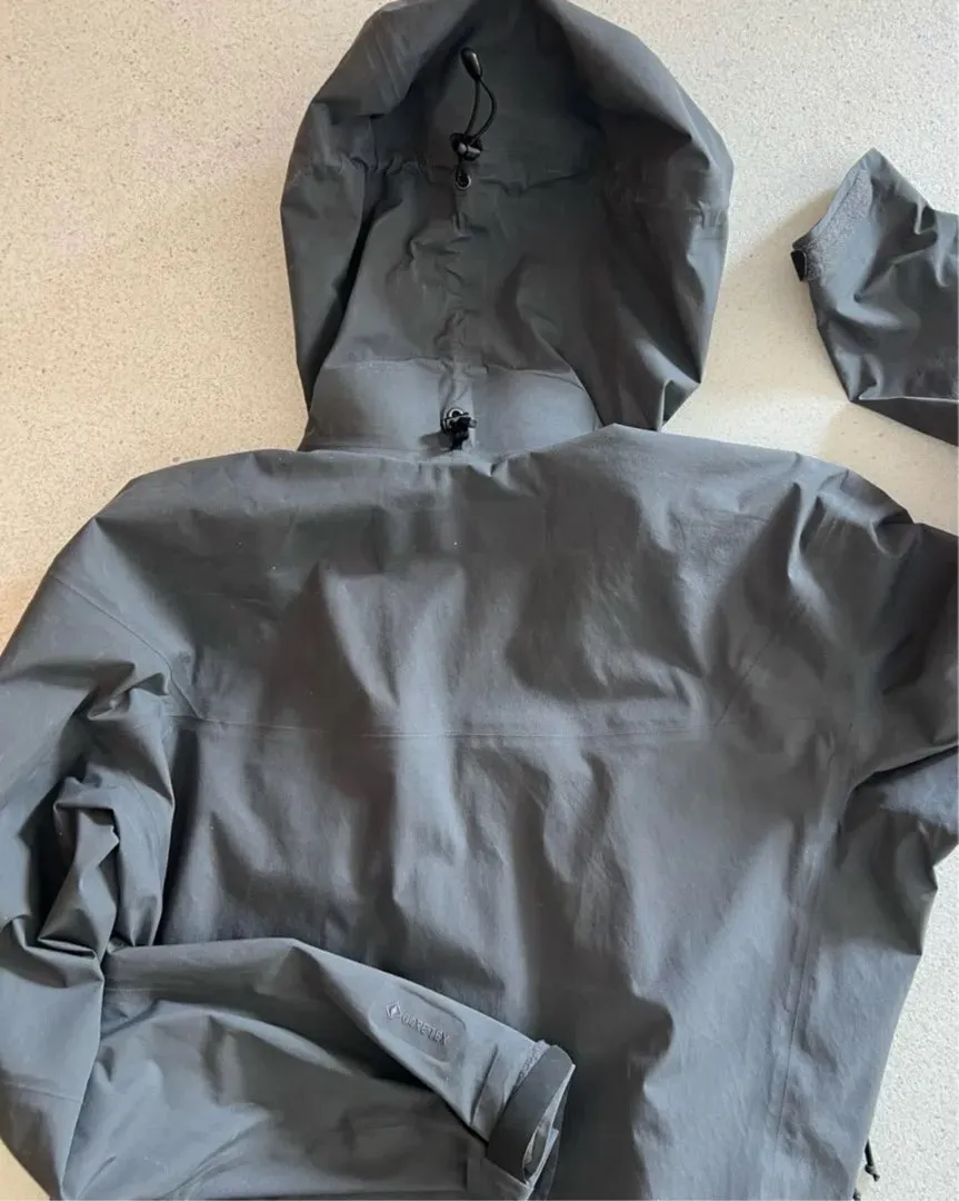 Arcteryx Alpha LT