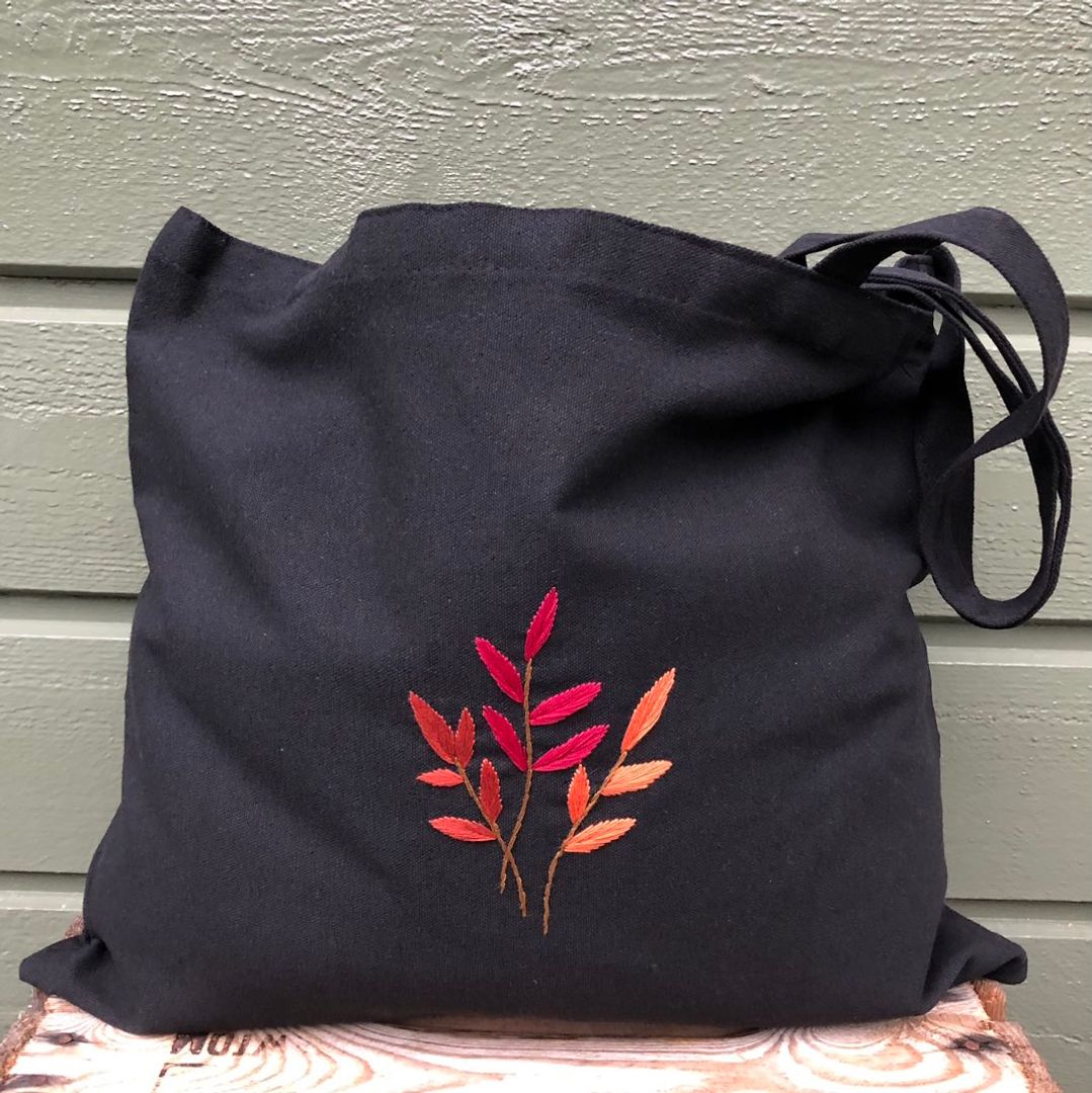 Håndbrodert totebag