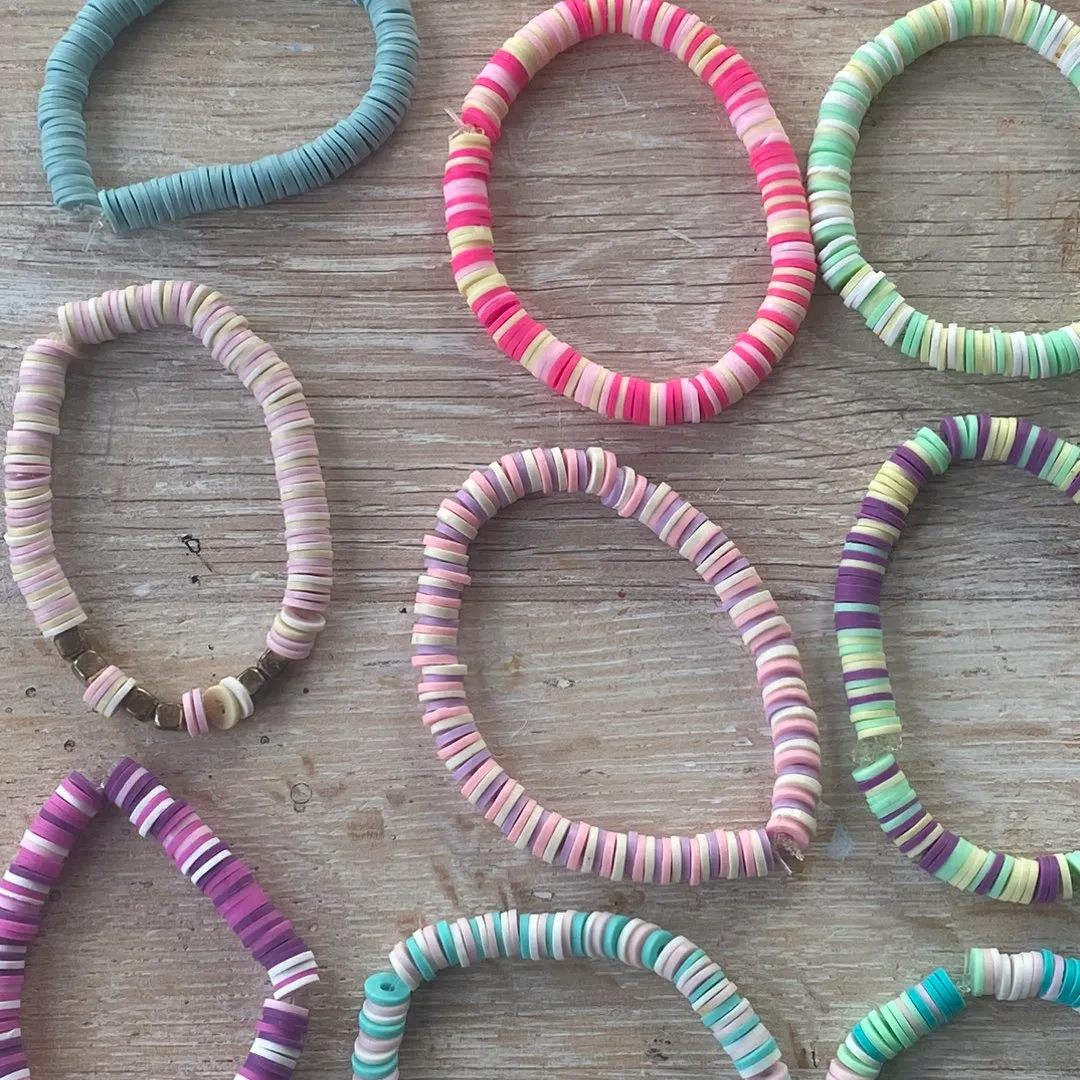 Claybeads armbånd