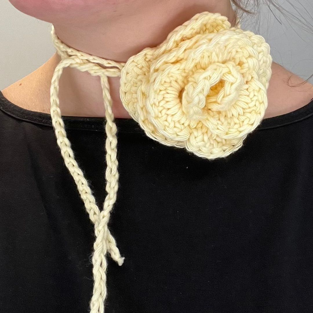 CROCHET NECKLACE