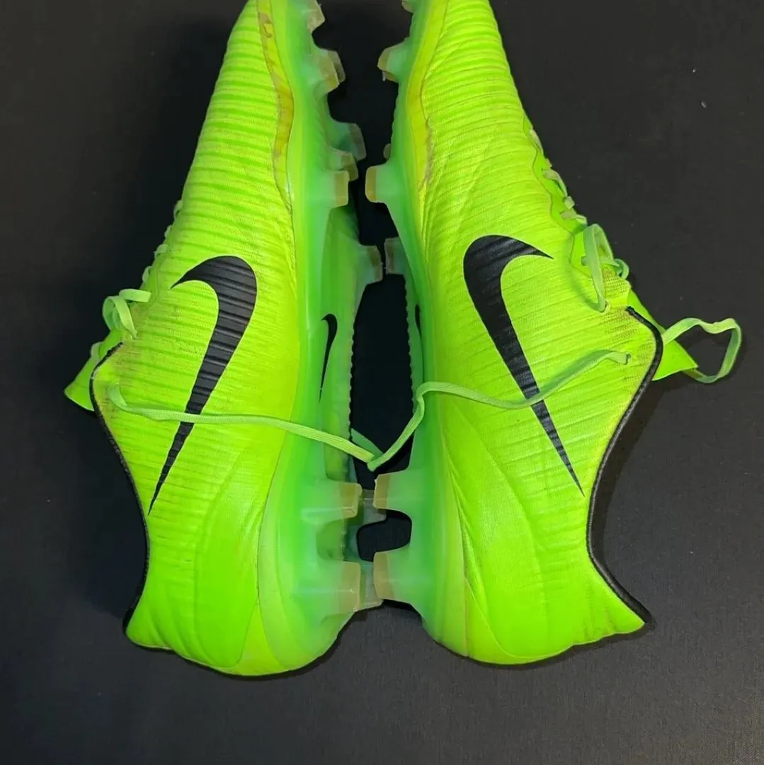 Vapor XI Green