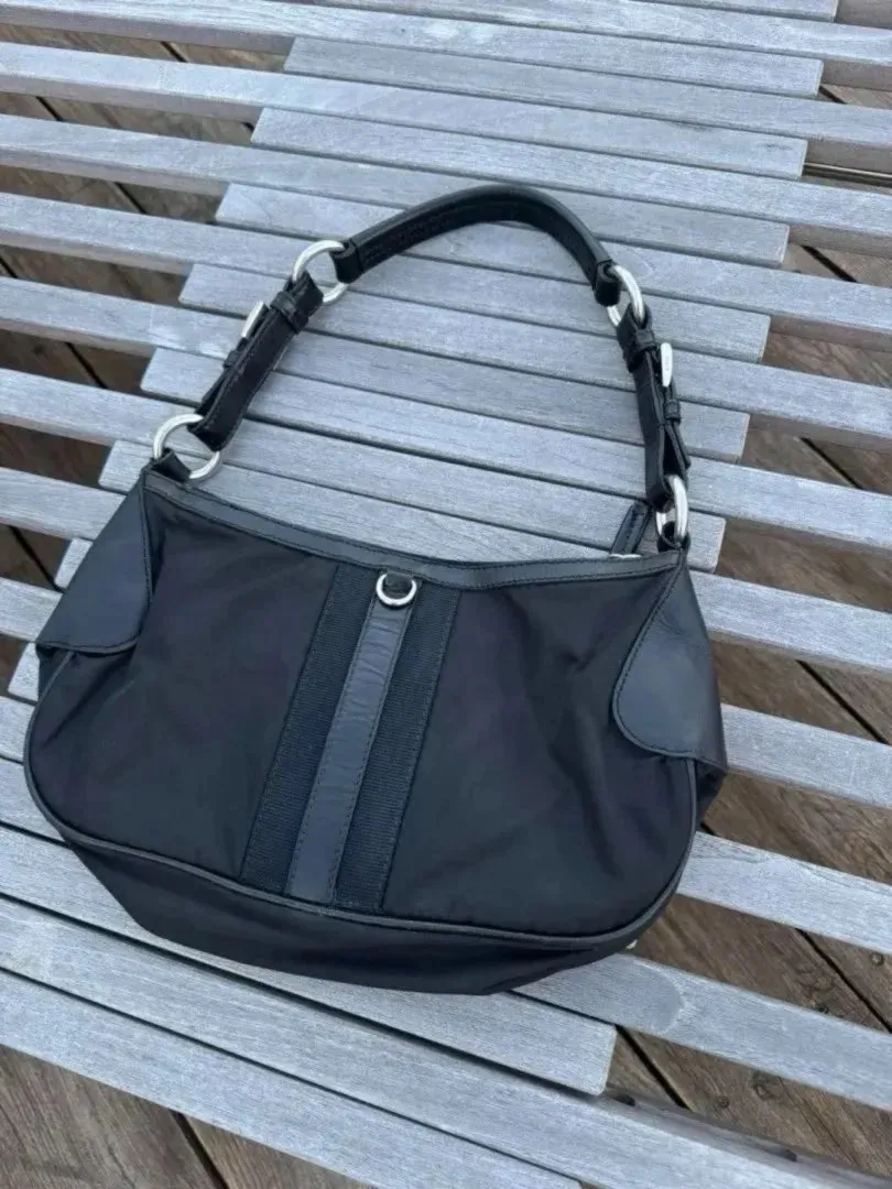 Prada taske