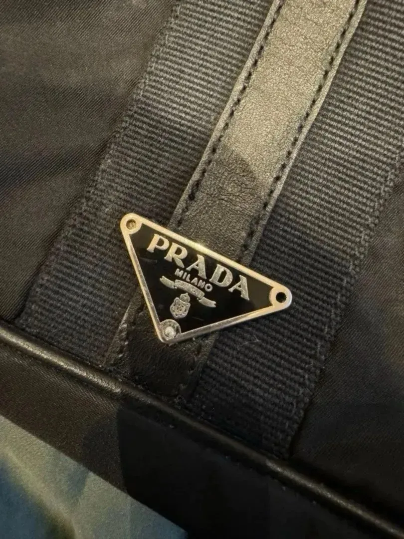 Prada taske