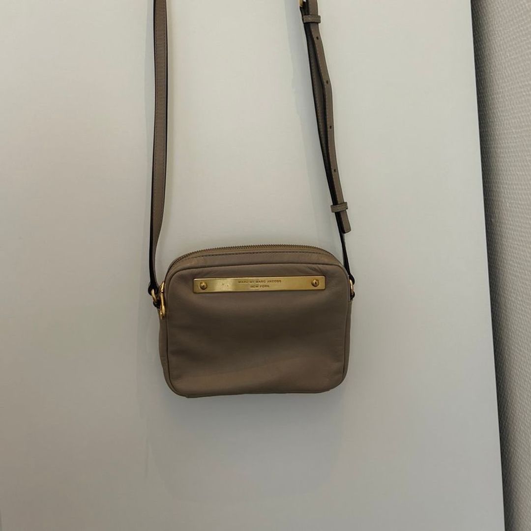 Crossbody veske