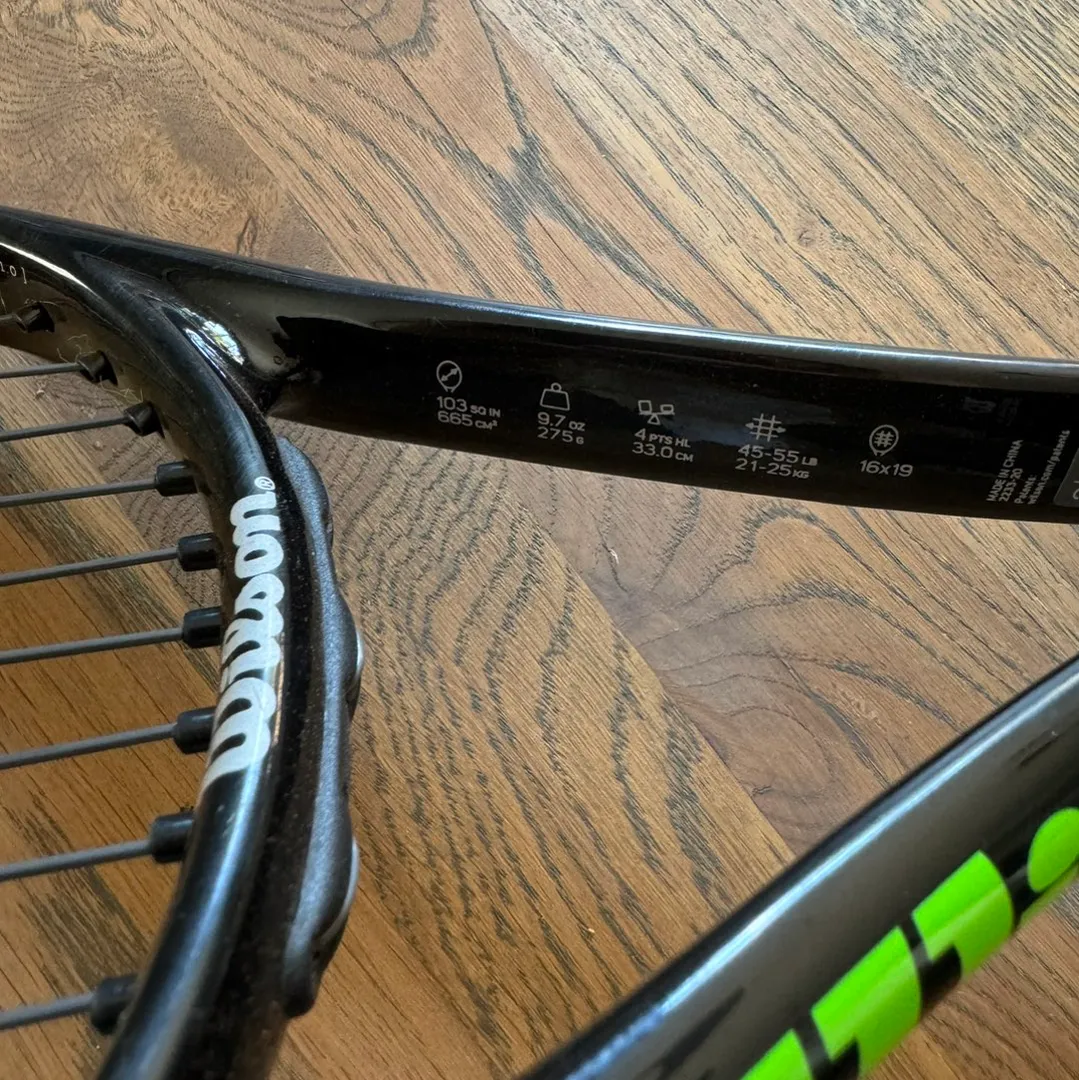 Tennis racket