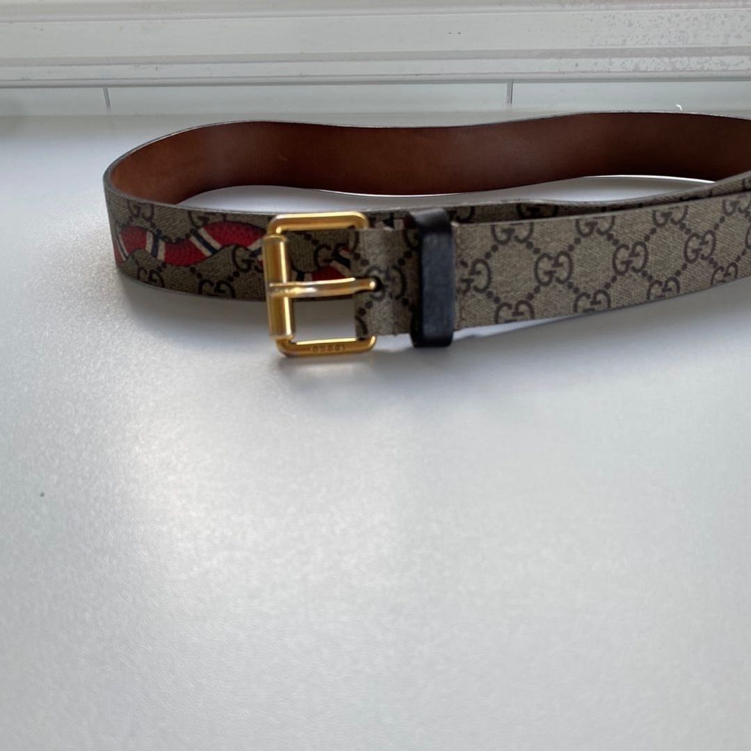 Gucci snake belte