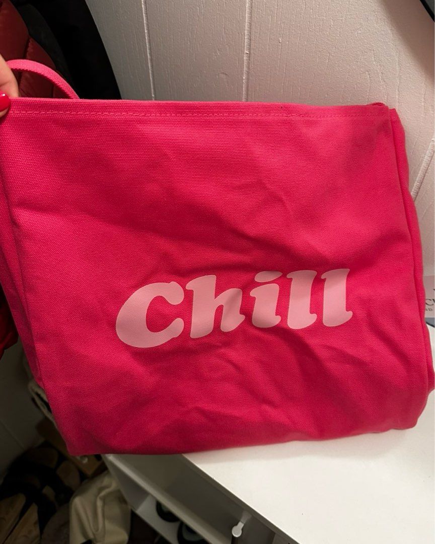 Tote bag