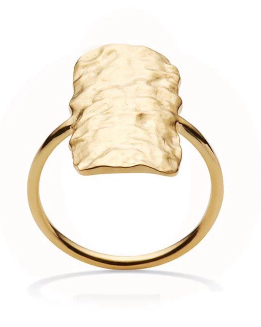 Maanesten ring