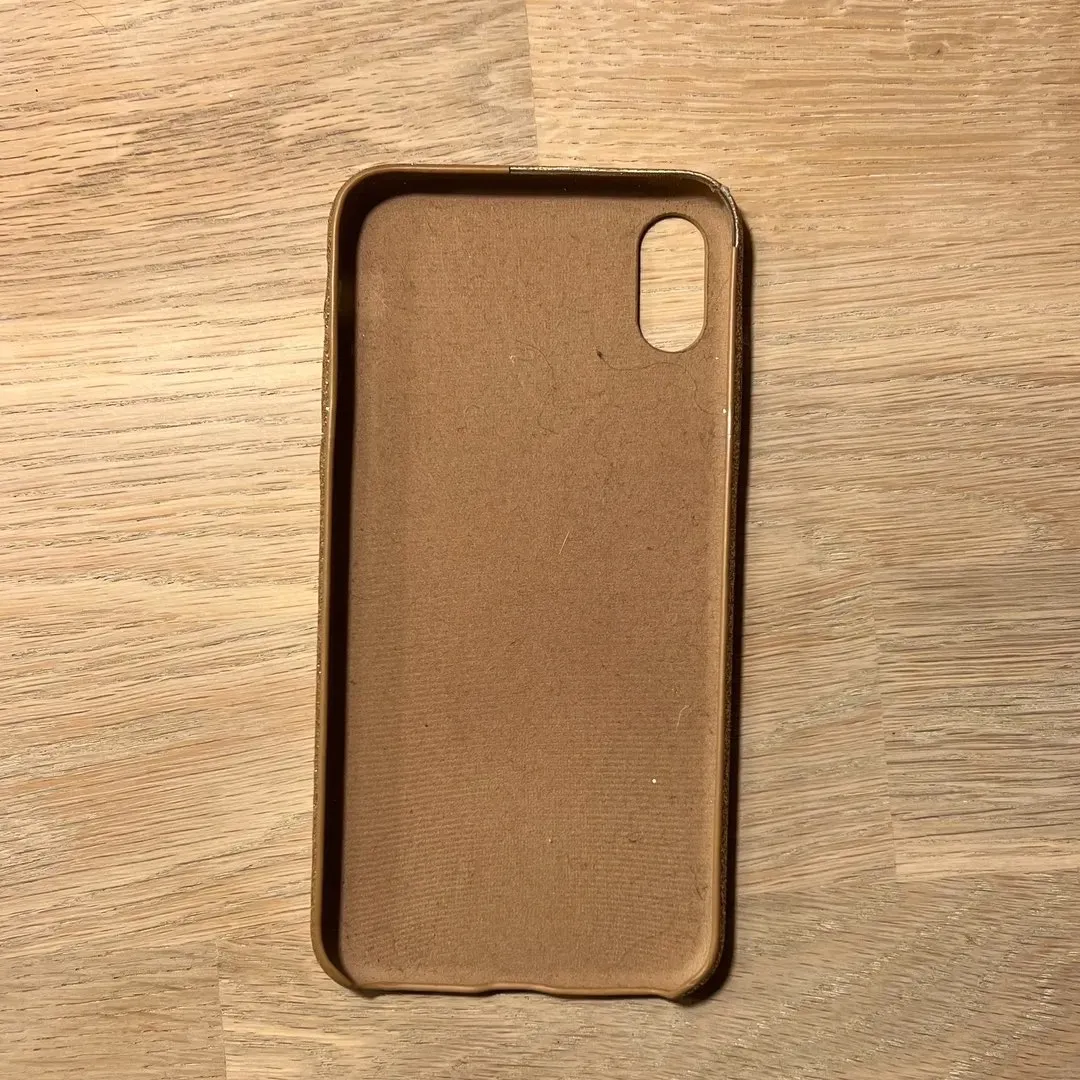 Iphone cover