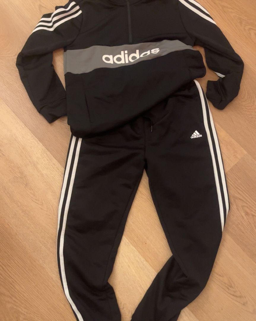 Adidas tracksuit