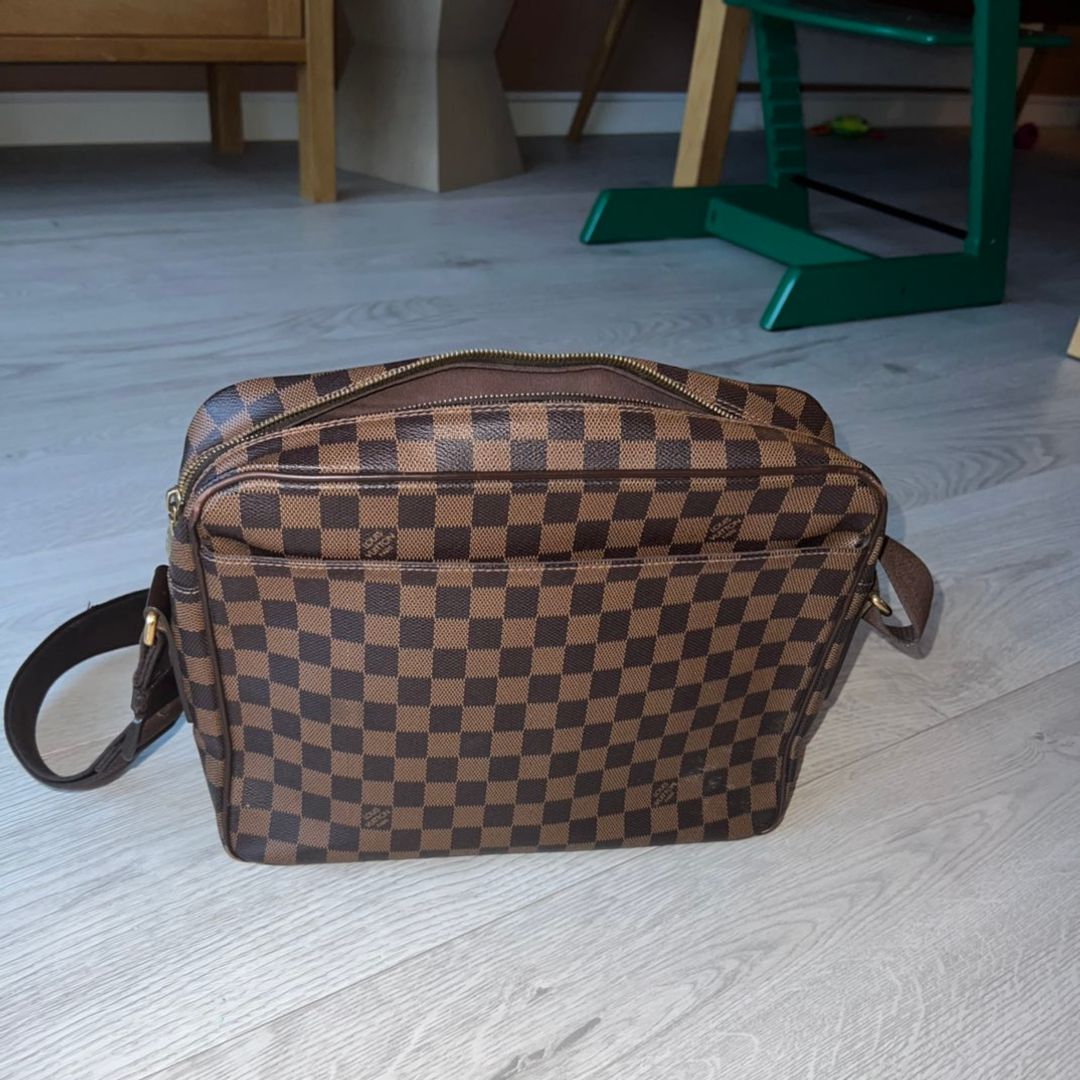 Louis vuitton Sheltn