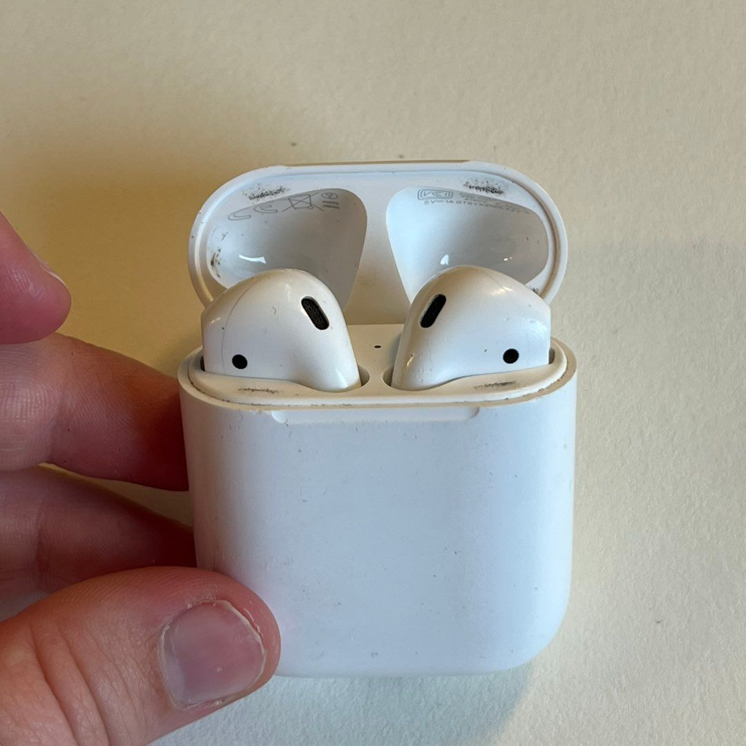 Airpods gen 2