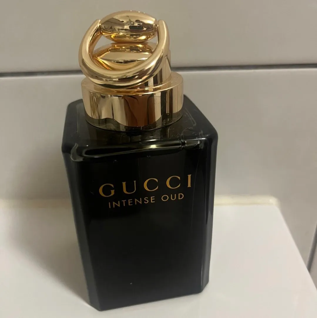 Gucci instense oud