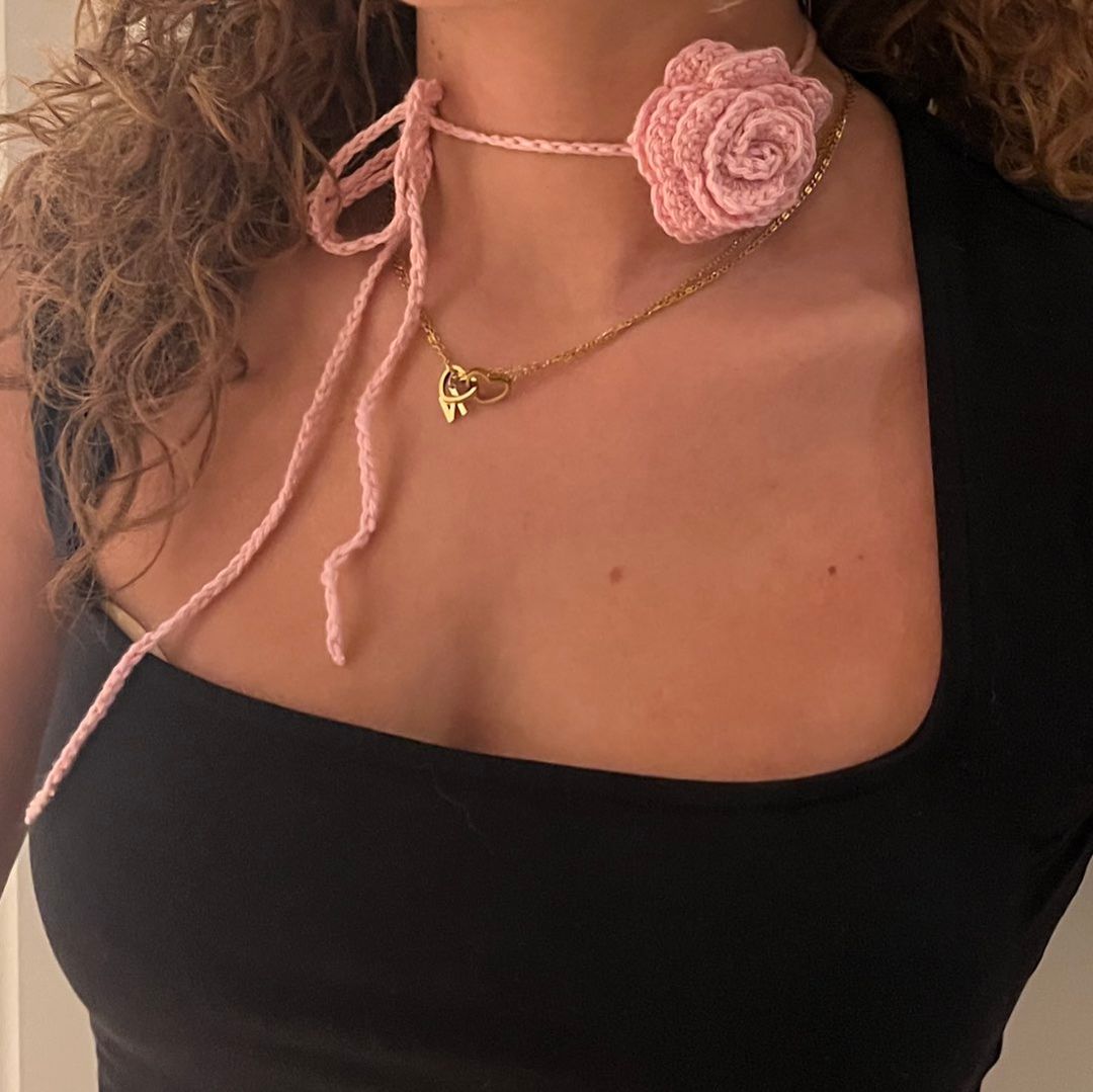 Hæklet Rose choker