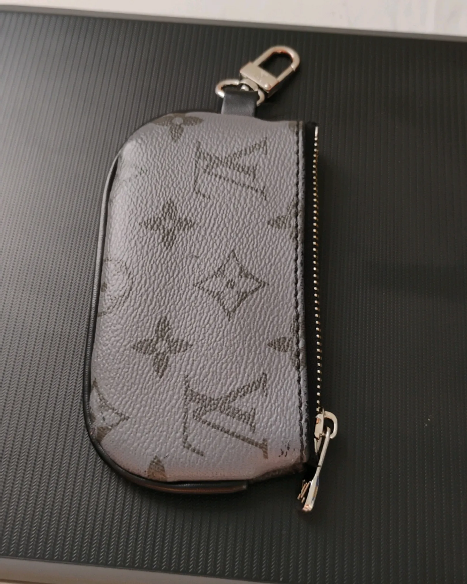 Lv Card Holder