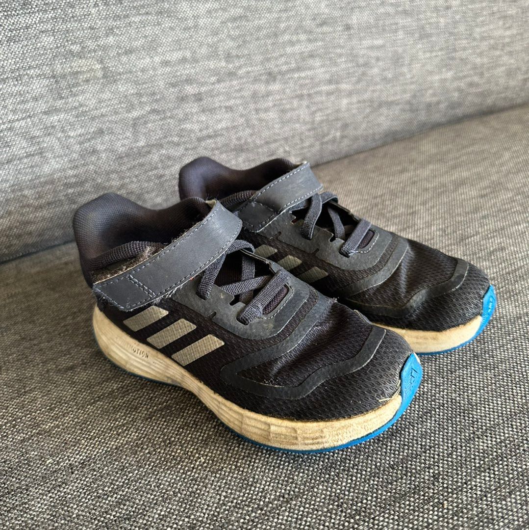 Adidas joggesko