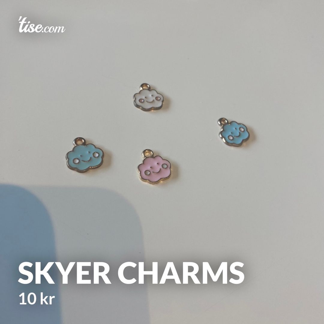 Skyer charms