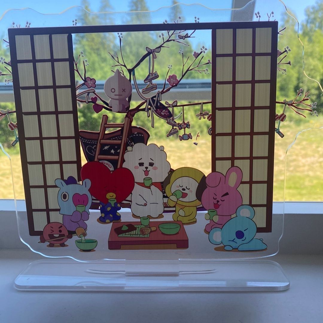 Akryl BT21