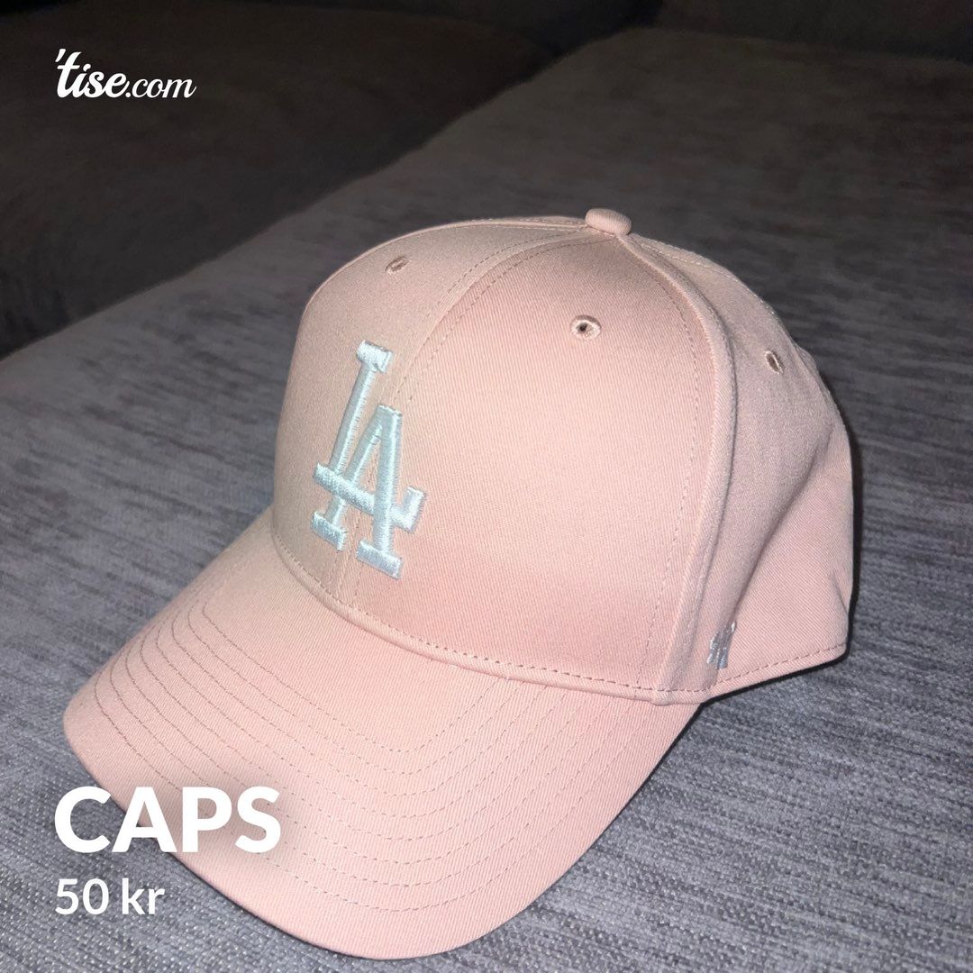 Caps