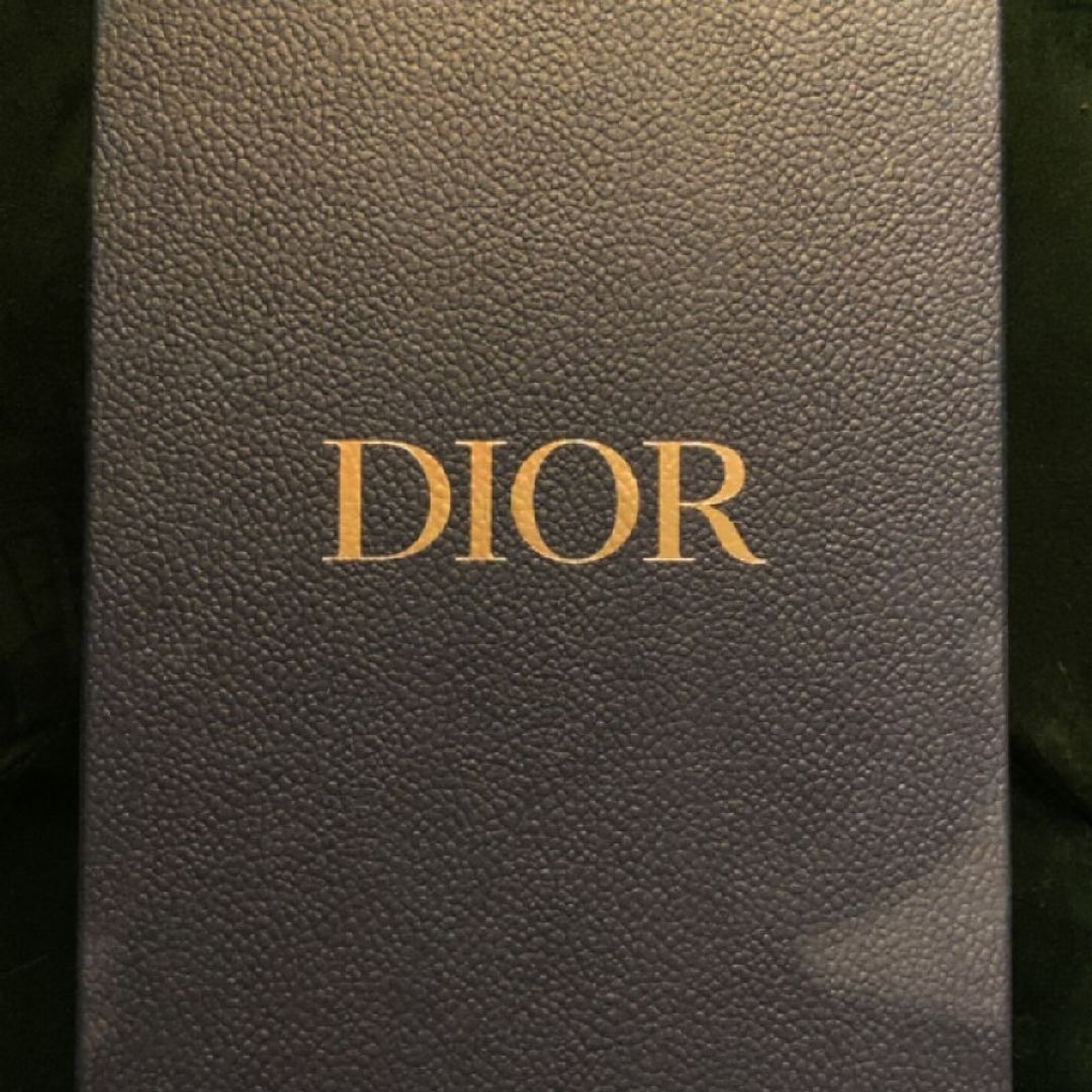 Dior eske