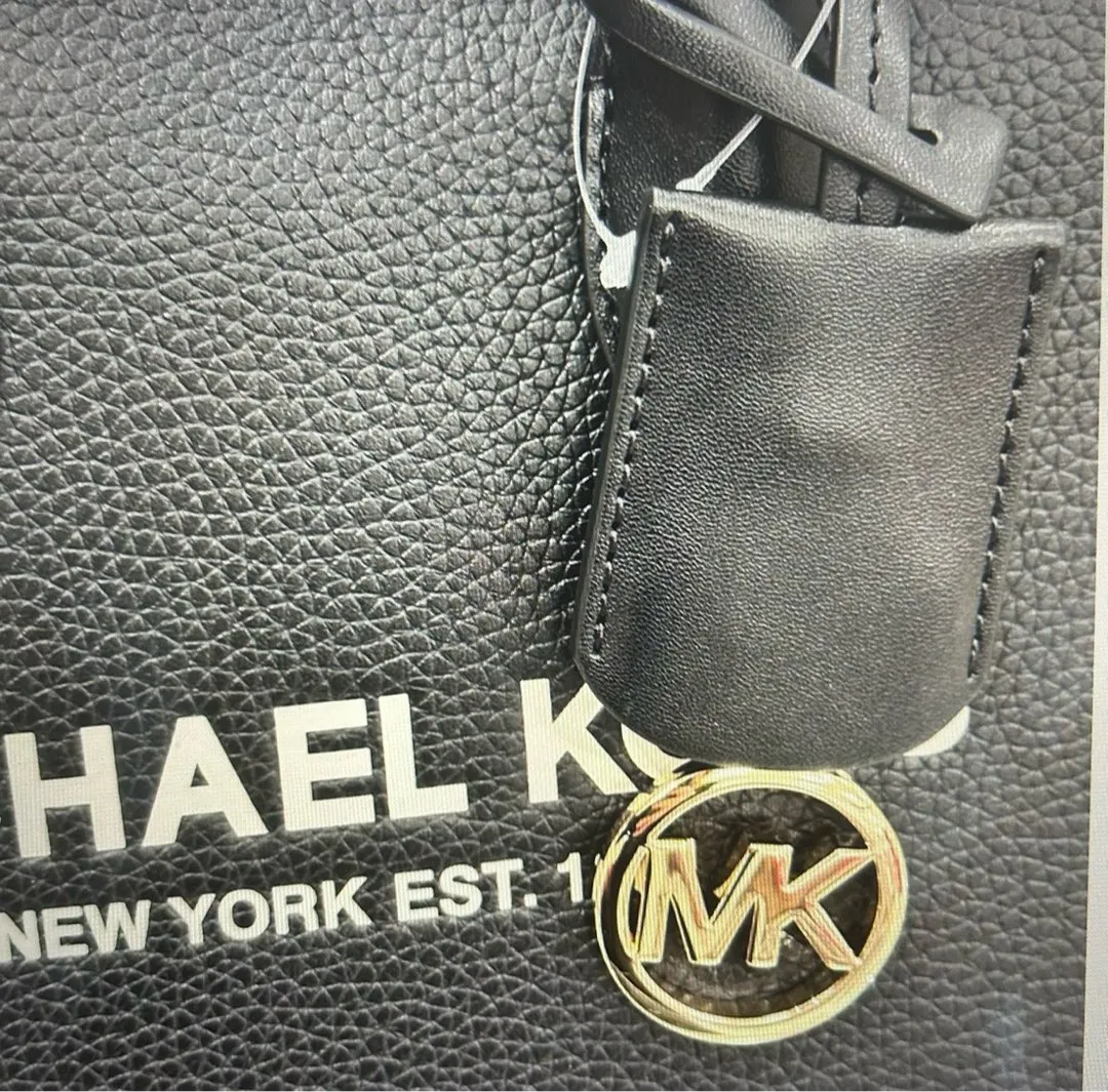 Michael Kors Tote