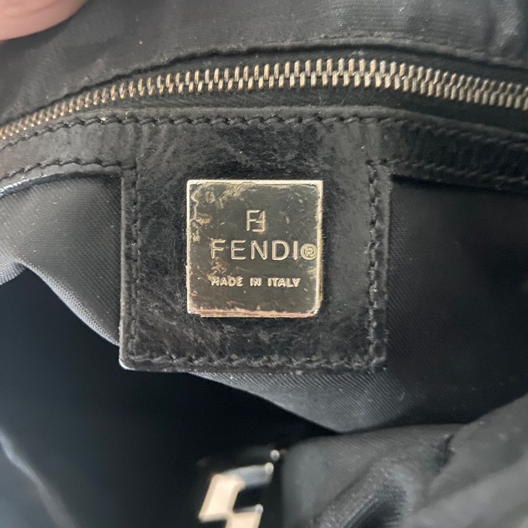 Fendi taske