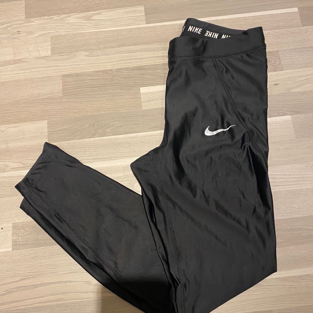 Nike tights