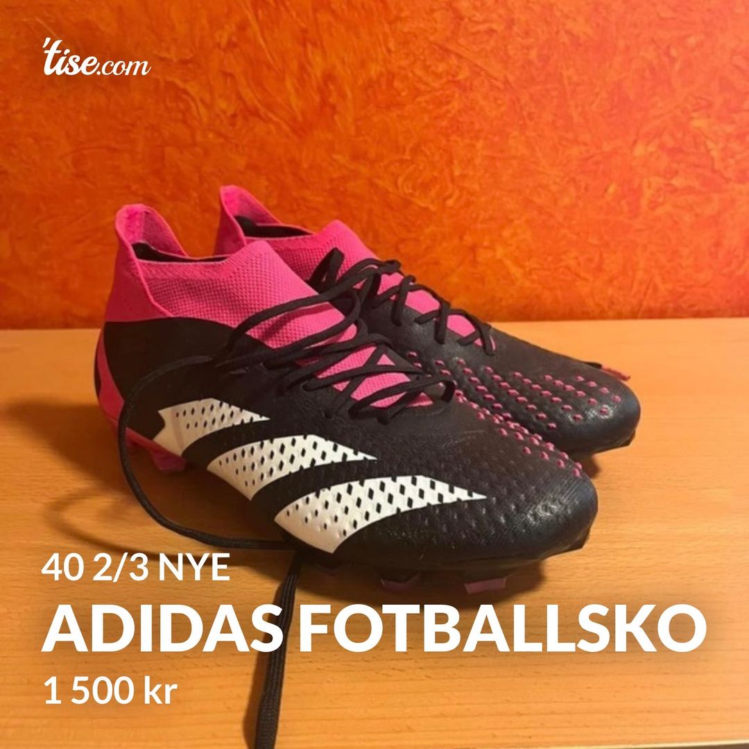 Adidas fotballsko